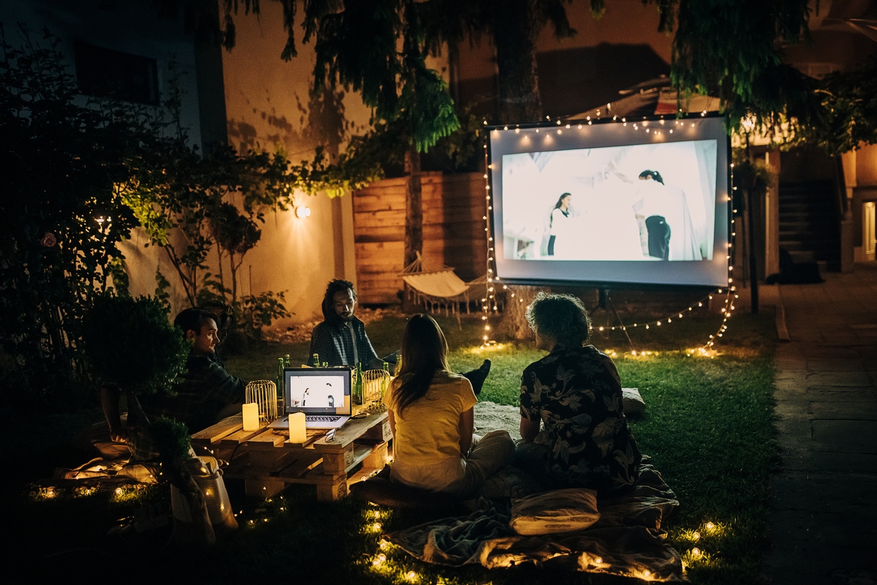 The Best Outdoor Projector: Complete Guide to Backyard Movie Magic