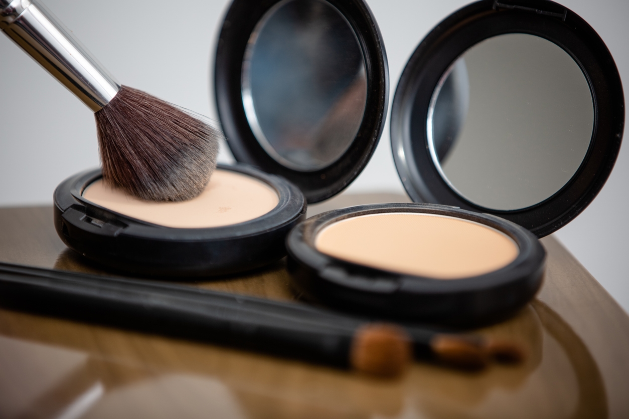 Best Powder Foundation for Flawless Coverage